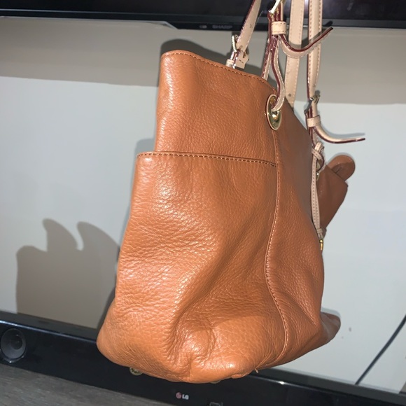 Used Michael Kors bag - Picture 3 of 6